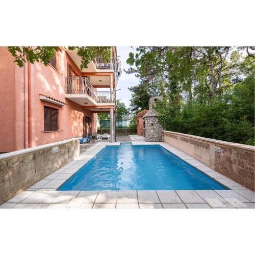 3 Bedroom Stunning Apartment In Kastav