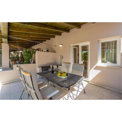 3 Bedroom Stunning Home In Barbat
