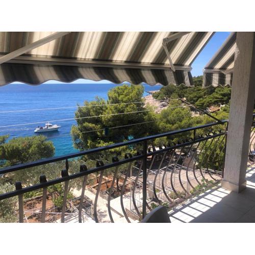 30 meters away from sea! Seaside apartment Maja