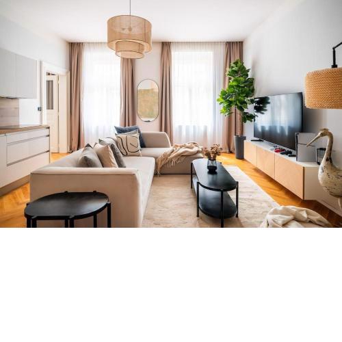 3BR & 2,5Bath Heaven of Harmony 2 Theater VIEW