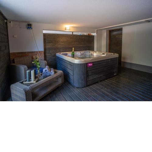4 ÁSZ Deluxe Apartman