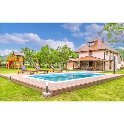 4 Bedroom Amazing Home In Otocac