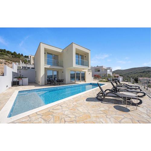 4 Bedroom Amazing Home In Zaboric