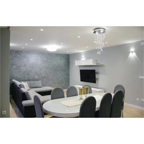 4 Bedroom Awesome Apartment In Stobrec
