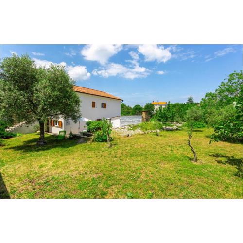 4 Bedroom Awesome Home In Kras