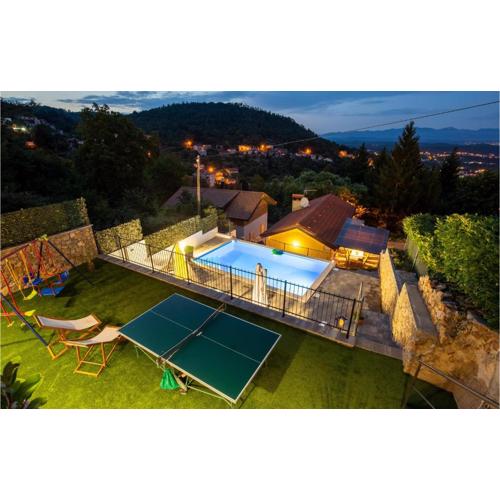 4 Bedroom Beautiful Home In Rukavac