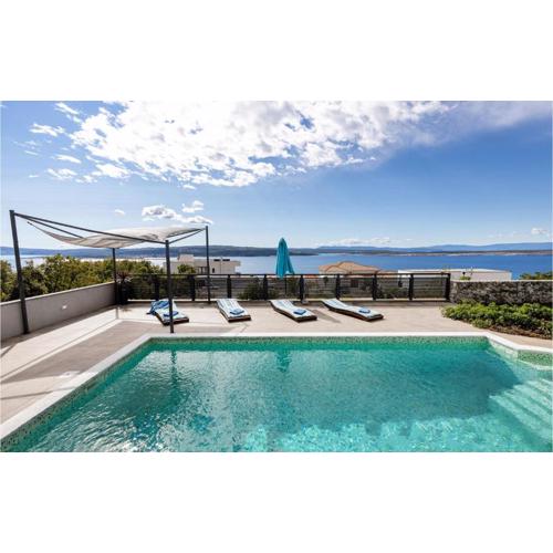 4 Bedroom Gorgeous Home In Crikvenica