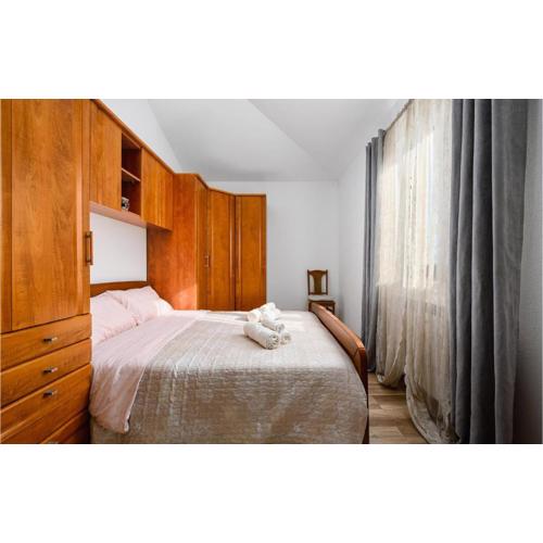 4 Bedroom Gorgeous Home In Nova Vas