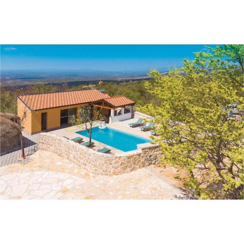 4 Bedroom Pet Friendly Home In Drnis
