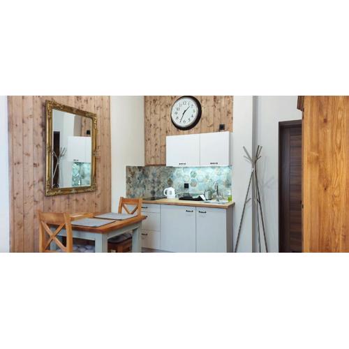4 STRONY ŚWIATA Pokoje i Apartamenty
