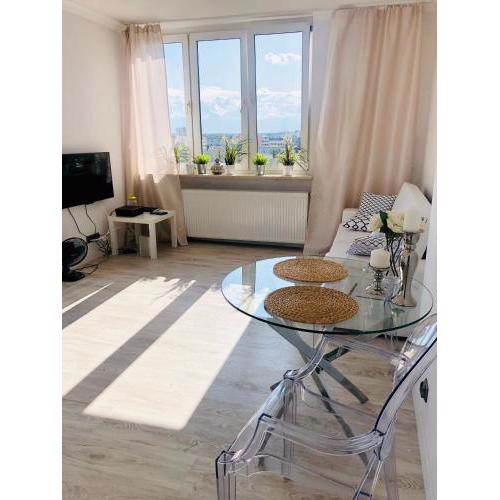 40 m2 Apartament City Centrum- 1km od Dworca Centralnego- Piękny Widok na Warszawę- Nowo grodzka