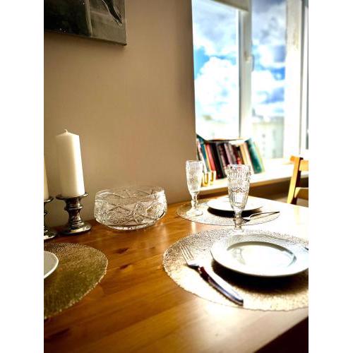 43m2 Apartament Saski- Blisko Starówki i Dworca Centralnego- Elektoralna 19a