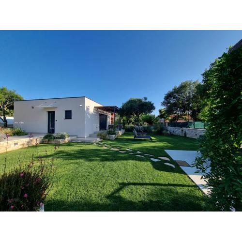 4R house with jacuzzi Rovinj