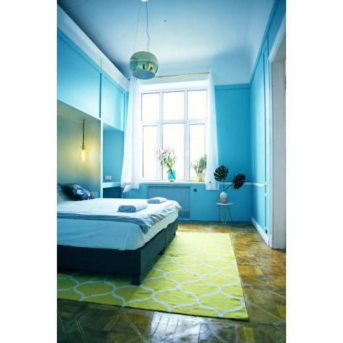 4th Floor Bed and Breakfast