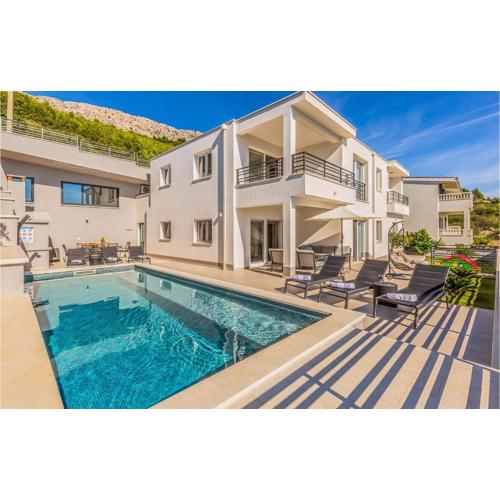 5 Bedroom Amazing Home In Jesenice