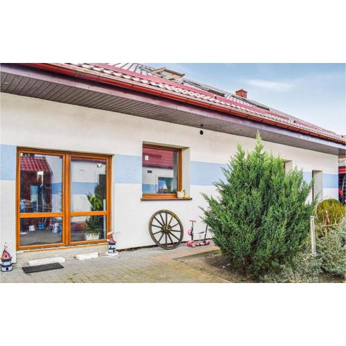 5 Bedroom Gorgeous Home In Swierzno
