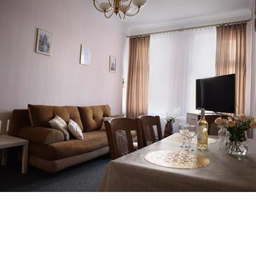 555 Flat - 55 m² mieszkanie, 5 min - Dworzec Główny