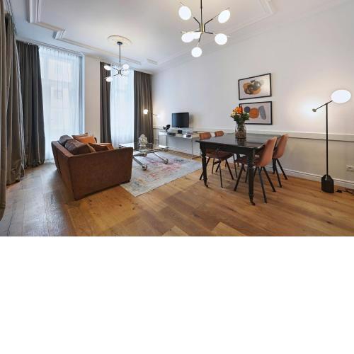 6 Rooms