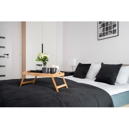 69m2 Łódź Pomorska Apt - Balcony, Workspace, Bus - by Rentujemy