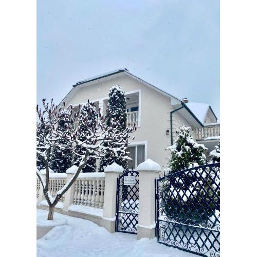 Вилла Поляна