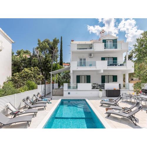 A Peaceful Stay Near Trogir