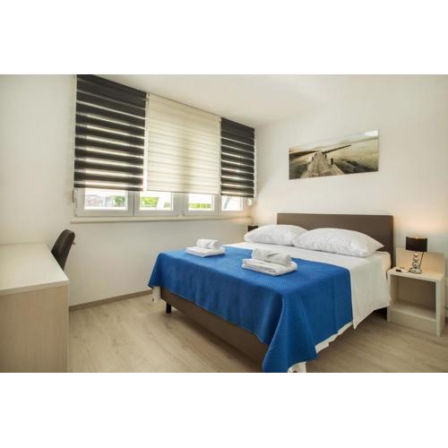 AC Apartment with 2 Bedrooms and 2 Bathrooms-FREE PRIVATE PARKING
