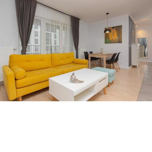 Active City Apartments Warsaw by Noclegi Renters