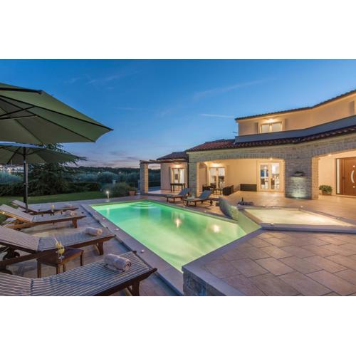 Activity villa Melli with pool in Vizinada