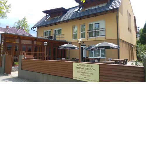 Ádám Apartmanház