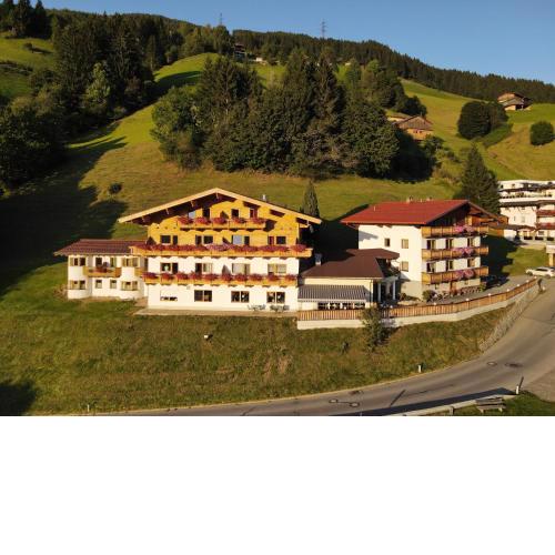 "Adamerhof"