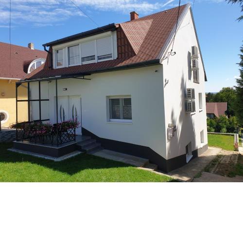 Adri Apartman