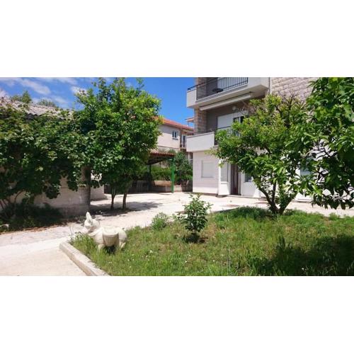 Affabilis vip house