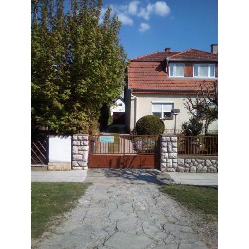 Ágnes Apartmanok