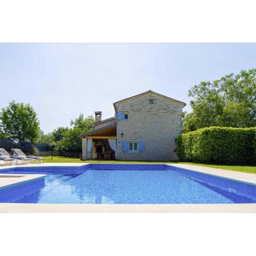 Agricola in Sveti Kirin (Haus für 8 Personen)