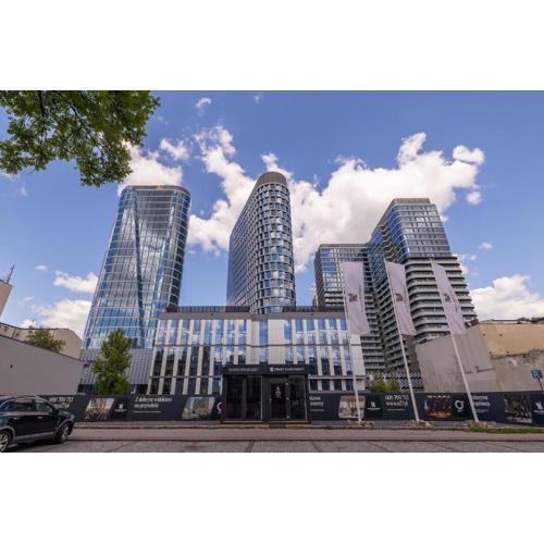 Air-conditioned Studio with Parking and Balcony, Zabrska Global Office Park by Noclegi Renters