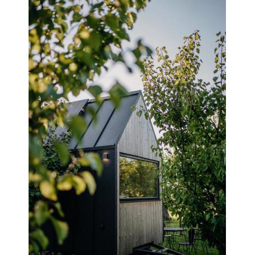 AIVA Glamping