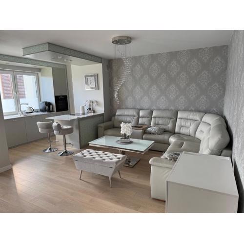 AKOYA APARTMENTS Premium Glamour
