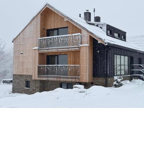 Aldrov Deerhouse