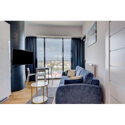 Aleda Tower, 14 floor, balkon