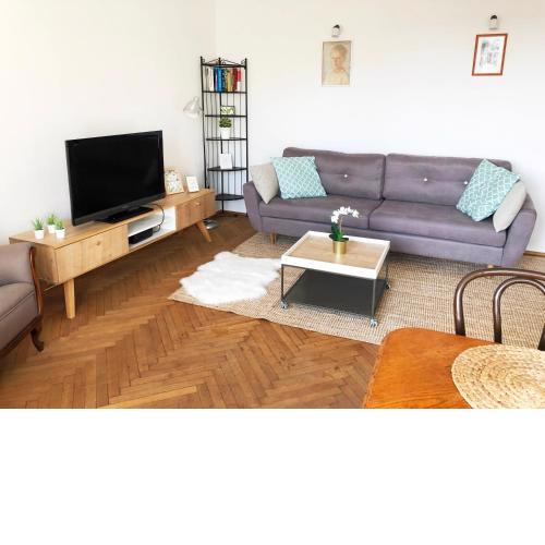 Aleja Niepodleglosci 245- 2BR by Homeprime