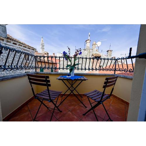 Alice Apartment with balcony