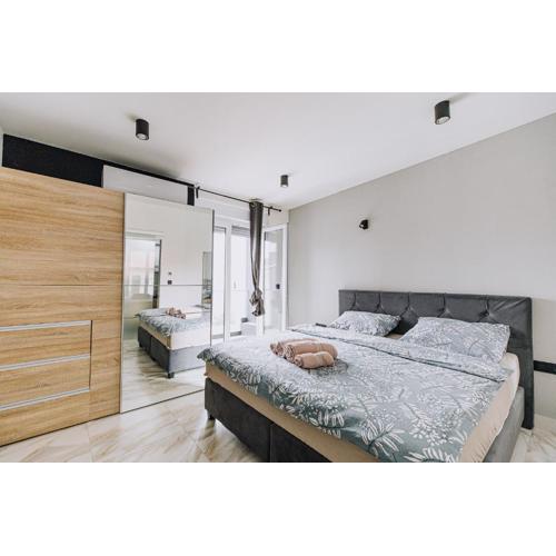 Allegra Rooms