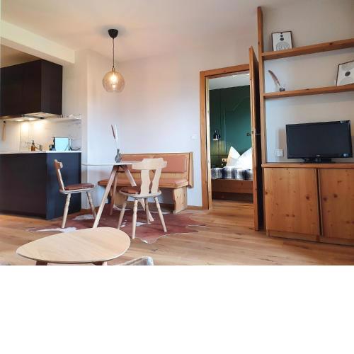 Alpenflair Apartment mit Balkon - inkl Parkplatz #5