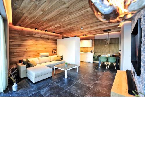 Alpiner Glam Penthouse in der Residenz Silvretta