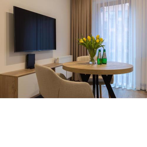 ALQUEEN APARTMENTS Chmielna 110