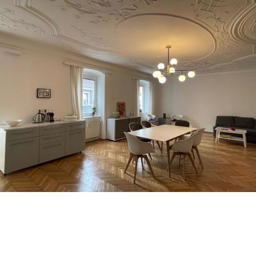 Altstadt-Apartment mit Stiftsblick