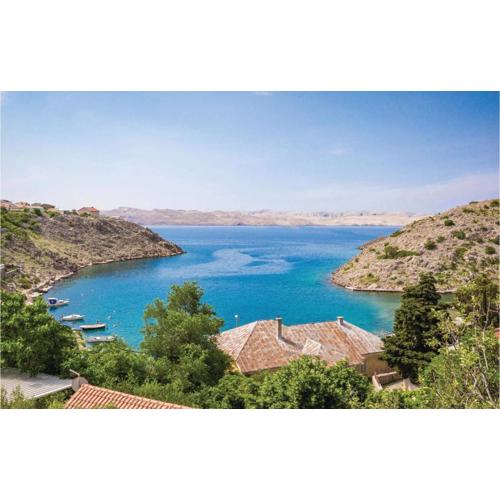 Amazing Apartment In Cesarica With Wifi