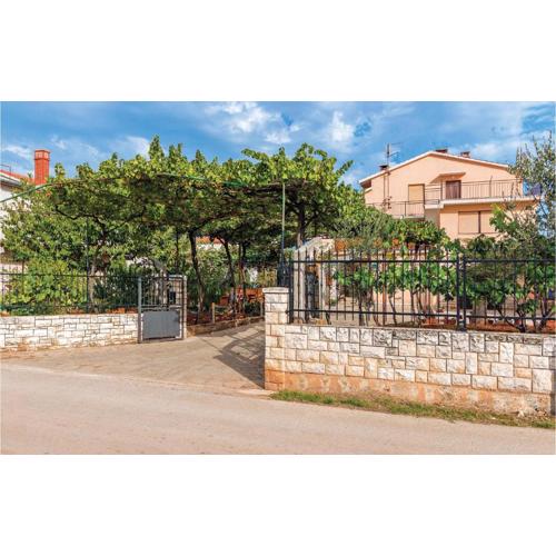 Amazing Apartment In Galizana With Wifi