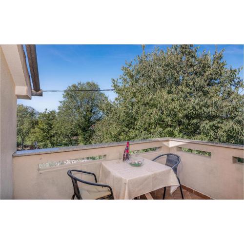 Amazing Apartment In Malinska Dubasnica