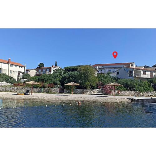 Amazing Apartment In Pirovac With Wifi